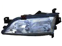 Far dreapta Opel
